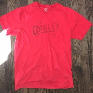 Oakley Red t shirt